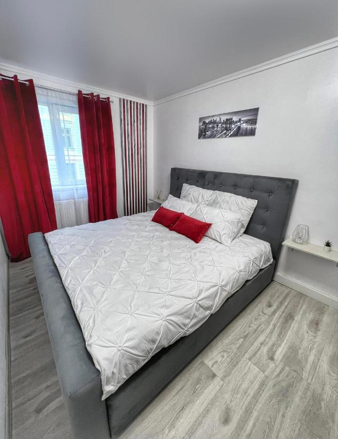 Luxor Ultra-Central Apartments Nagyszeben Kültér fotó